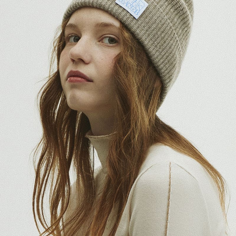 

Between A and B Bubble Label Cashmere Wool Blended Beanie_3 Colors MUSTARD