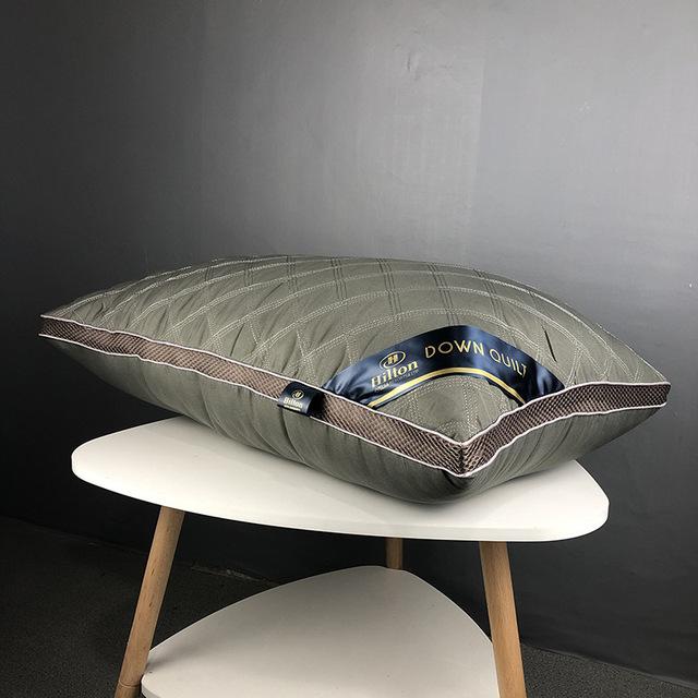 Chinese Natural Cotton Single Pillow 100% Polyester Fiber Orthopedic Neck Pillow Hotel Memory Pillow Healthy Sleep Stand 1PC