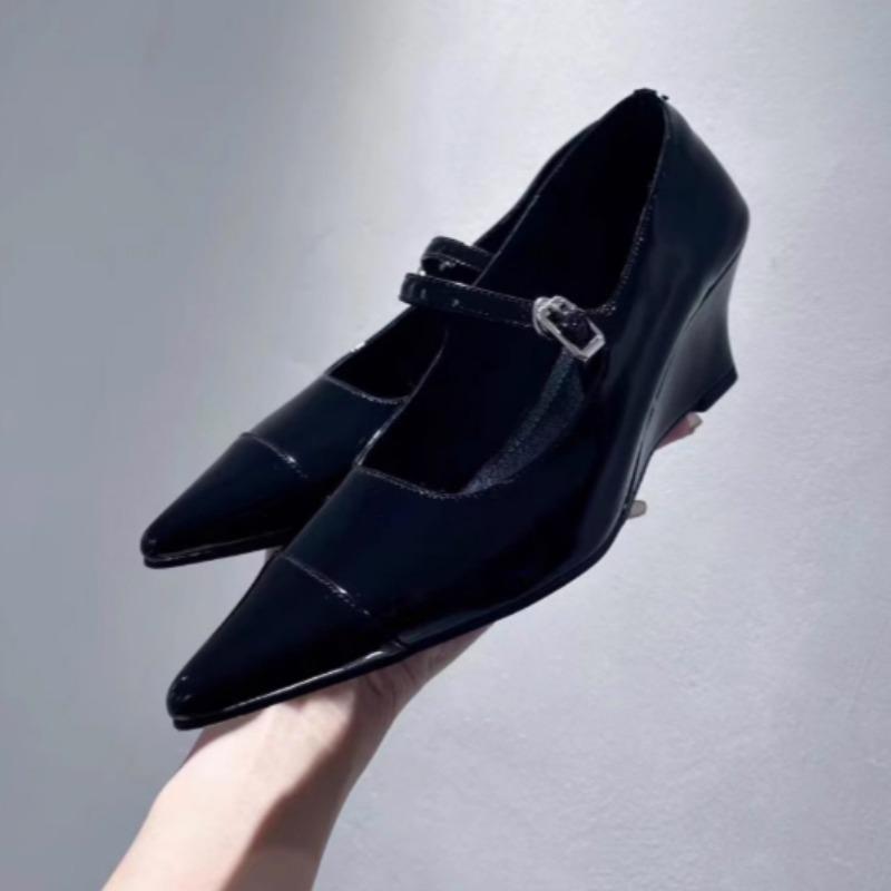 Women's Slope Heel Single Shoes Autumn New Pointed Head Shallow Mouth Word with Anti-slip Wear-resistant Mary Jane Shoes