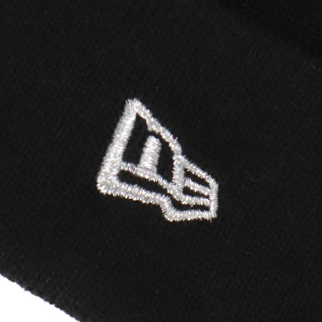 New Era Basic Manşetli Örgü Ücretsiz Basic Manşetli Siyah Gümüş Şapka, Siyah/Metalik, Örgü,