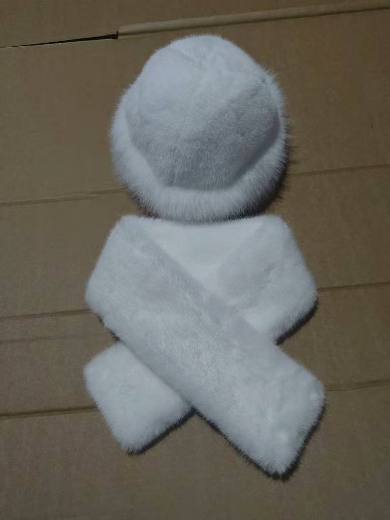 Imitation Mink Winter Scarf Mongolian Hat, Plush Hat Ladies Thickened Warm Fashion Ear Cap Imitation Mink Windproof