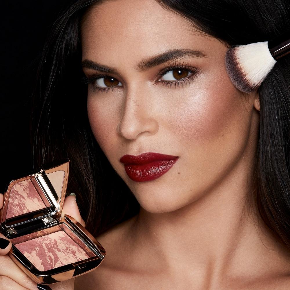 HourGlass Ambient LiGhtinG Blush Collection 0.15 Oz 4.25 G At niGht