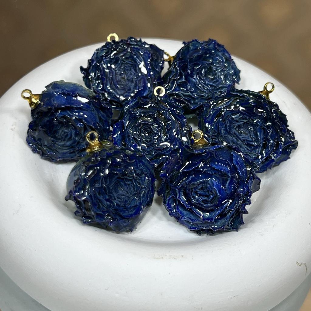 Rose-Dyed Epoxy Resin Flower Heads for DIY Earrings & Bracelets, Real Dried Semi-Finished Ornaments