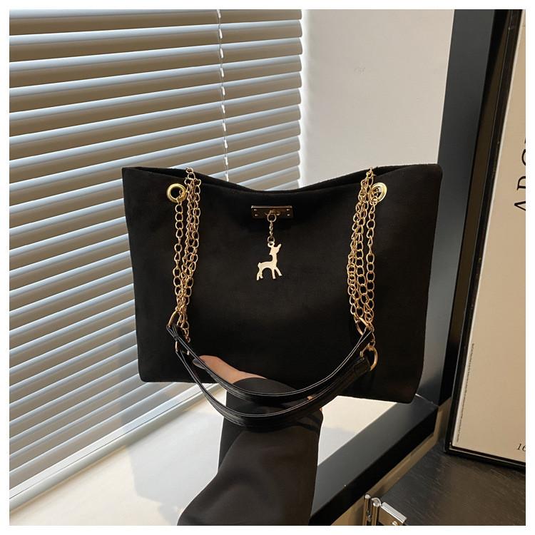 Minimalist Womens Tote Bag With Special Material For Casual Daily Use