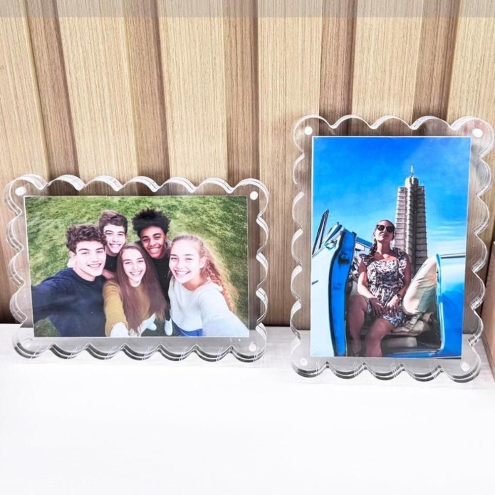 Sleek Scalloped Design Magnetic Photo Frame Freestanding Design Thicken Acrylic Photo Frame Transparent Scalloped Glass Frames