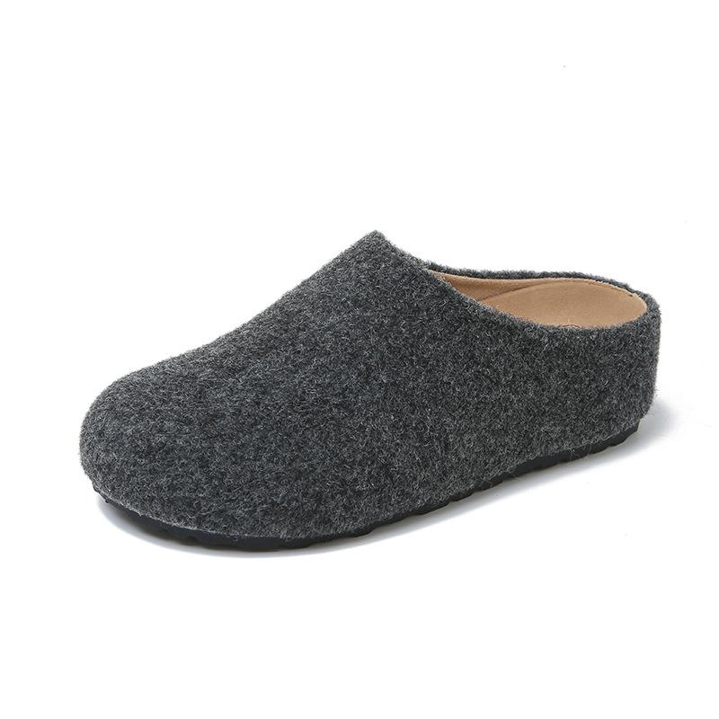 

Korean version of the new college style casual student flat female versatile sandals Internet celebrity sports style casual sandals ins tide 35