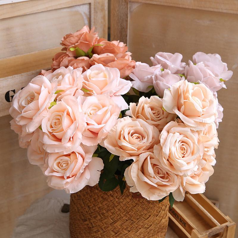 Geprägtes Rosenstrauß Seidenblume Für Hochzeitsdekoration Und Home Styling
