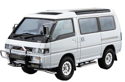Aoshima Bunka Kyozai The Model Car Series 27 Mitsubishi P35W Delica Star Wagon 1991 Plastic Model Kit Co., Ltd. 1/24 No.