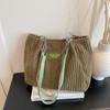 Large Capacity Corduroy Chain Underarm Tote Bagtrendy Women'S Shoulder Bag Commuter Bag