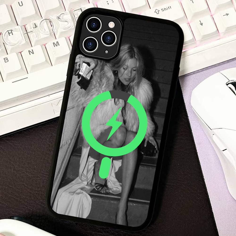 

Kate Moss Model Magnetic Wireless For Phone Case For IPhone 17 16 15 14 13 12 11 Pro Max Plus Mag Phone Cover iPhone 15