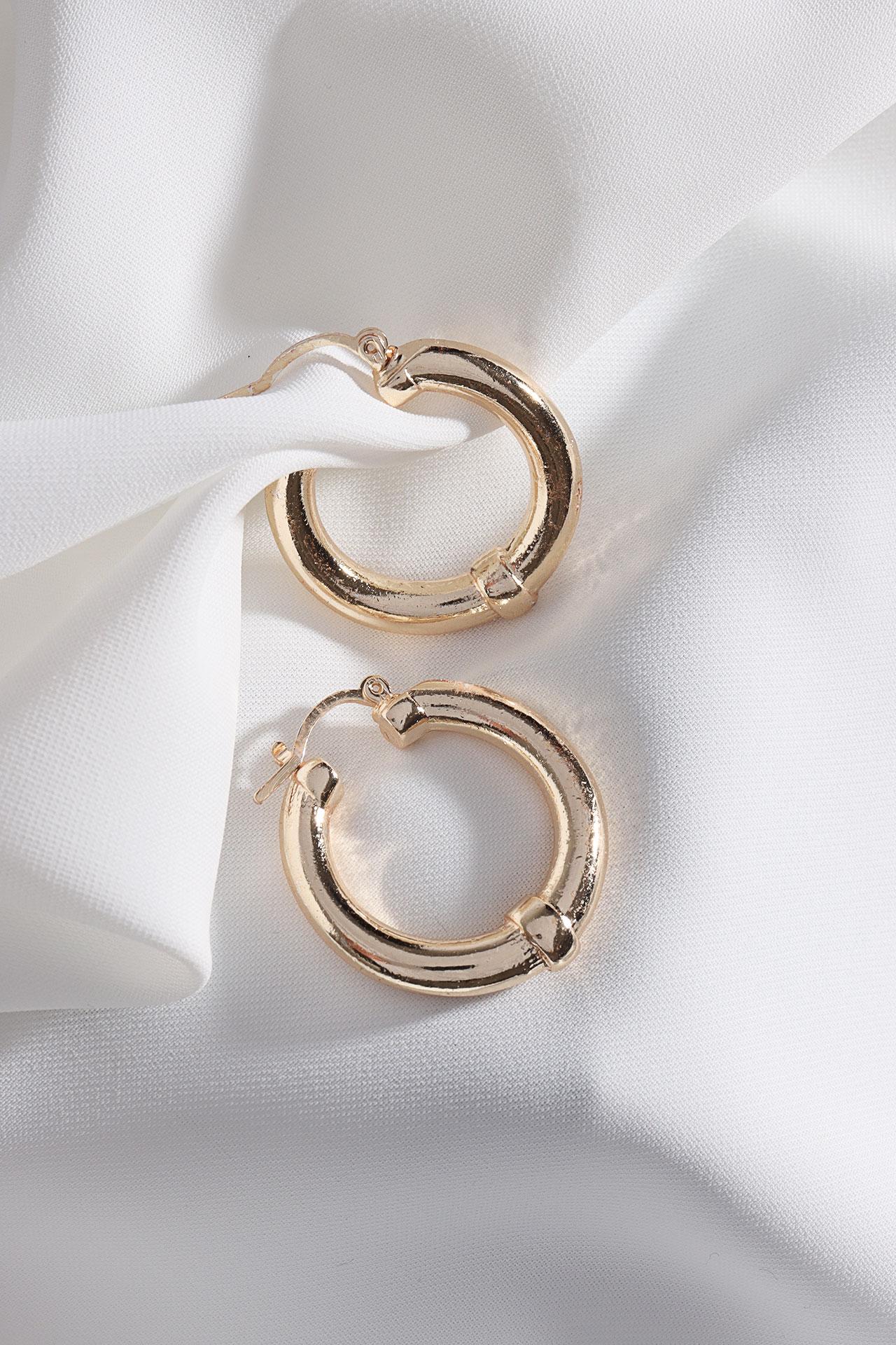 

Винтажные серьги-кольца с моделью пуговиц золотого цвета