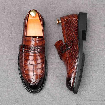 Mode Mode Neue Herren Alligatormuster Lackschuhe Männlich Lässig Hochzeitskleid Ballerinas Slipper Homecoming Ball Zapatillas Hombre