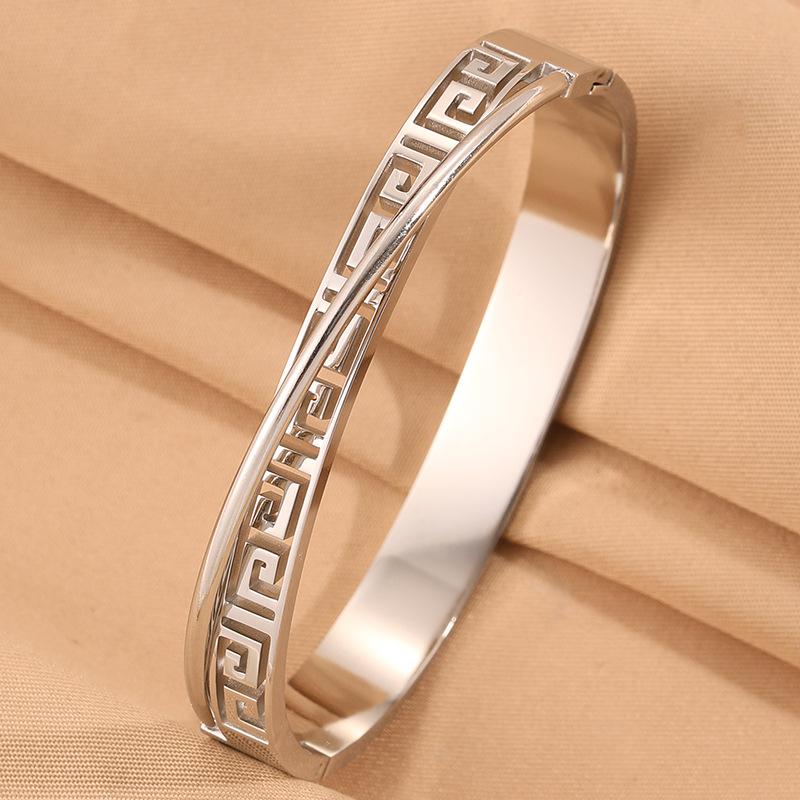 Great Wall Pattern Open Bracelet Fashionable Retro Style Versatile Bracelet