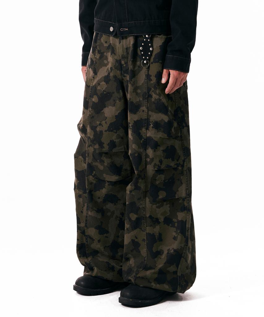 AAKAM Knee Pin-Tuck Camouflage Twill Pants (Khaki)