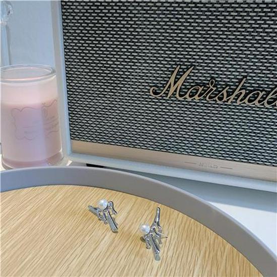 

Трендовые жемчужные серьги 2025: Элегантный дизайн серебряной иглы для женщин S925 silver needle pair