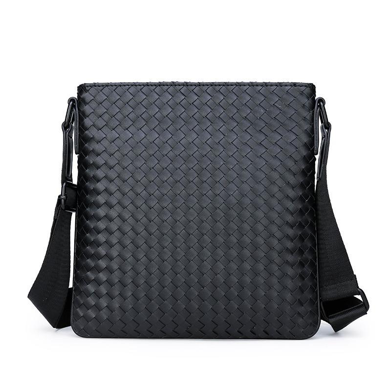 New woven men's bag business casual shoulder messenger bag small messenger men's bag simple, fashionable and lightweight