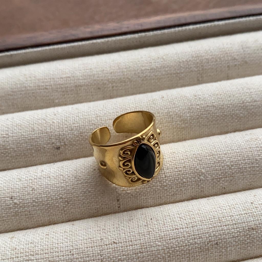 Gem series ring retro European and American light luxury gemstone niche design open oval personalized ring finger ring
