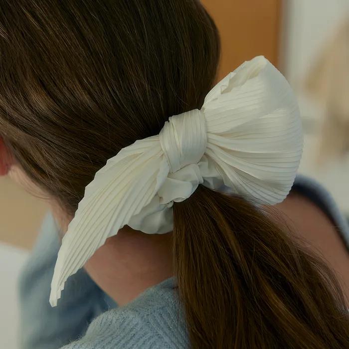 Pleats ribbon hair scrunch