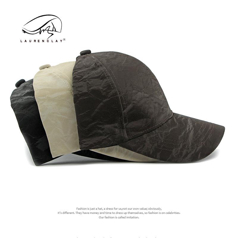 

Fashion spring and autumn new polished pu leather hard top baseball cap men s and women s casual versatile sunshade cap men s Adjustable чорний