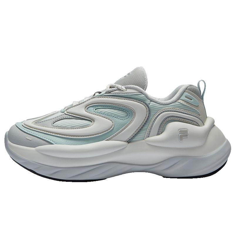 

FILA FUSION Women s Platform Meteorite Sneakers 7.5