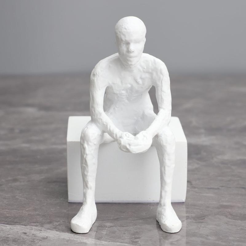 Creative White Resin Thinker Figure Sculpture Craft Desktop Decoration Abstract Art Figure Statue Indoor Aesthetic Decoration