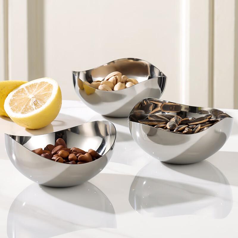 Luxury Stainless Steel Petal-Shaped Fruit Tray
