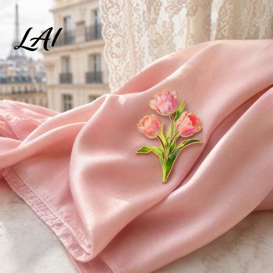 Literary Style Brooch Pin Enamel Flower Design with Smooth Edges Durable Pin Lightweight Zinc Alloy Badge for Jackets Scarves Bags Gift Artistic