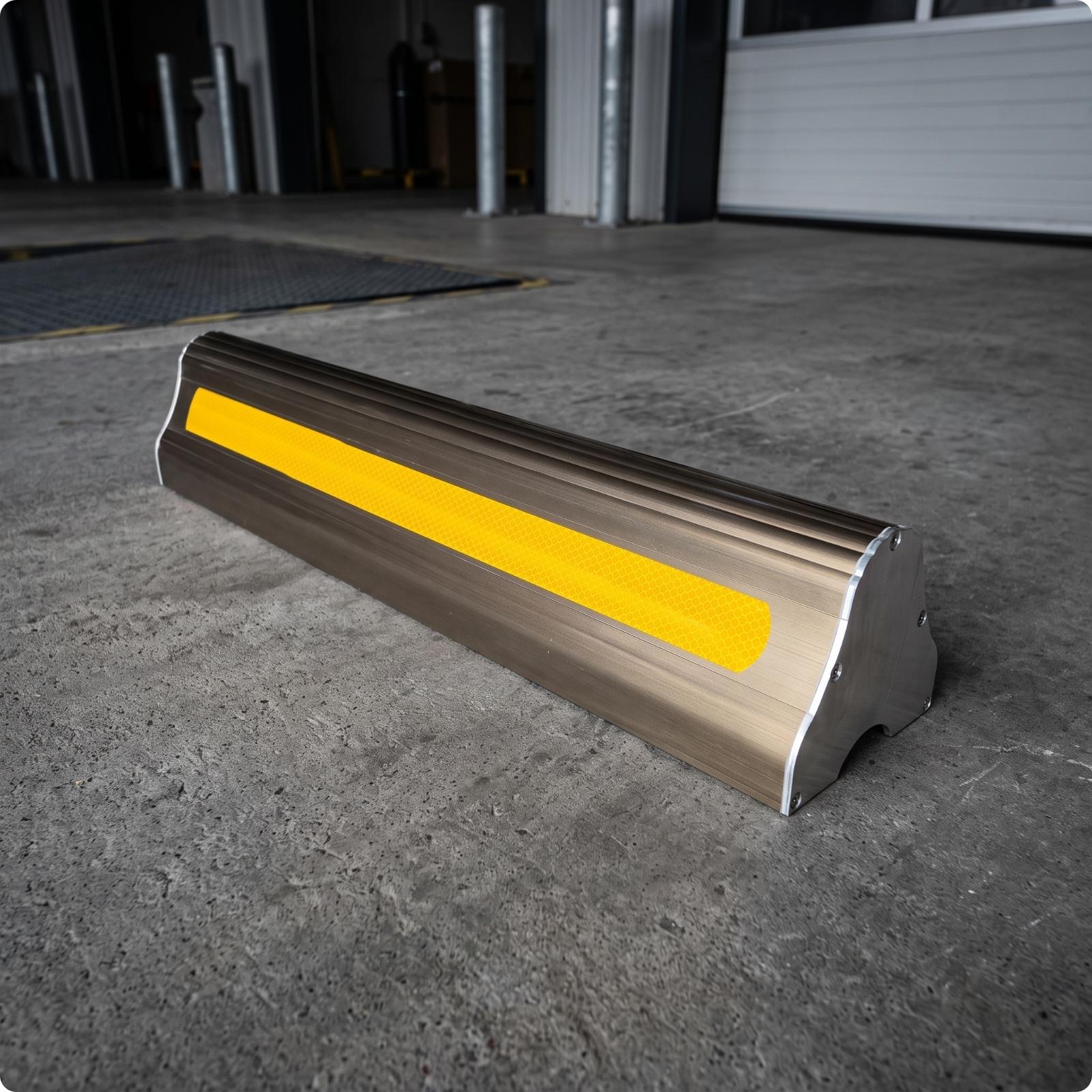 Parking Wheel Stop Sturdy with Reflective
