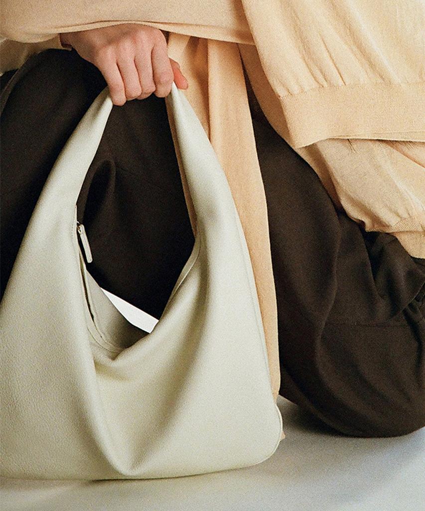 Blankroom Her Vessel Bag_Cream