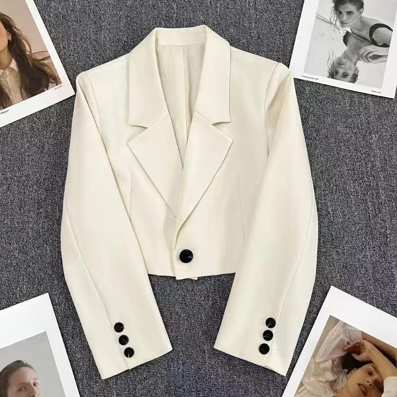 Blazer Court pour Femmes Printemps et Automne Tempérament Mis à Jour Mince Petit Costume Noir de Loisirs