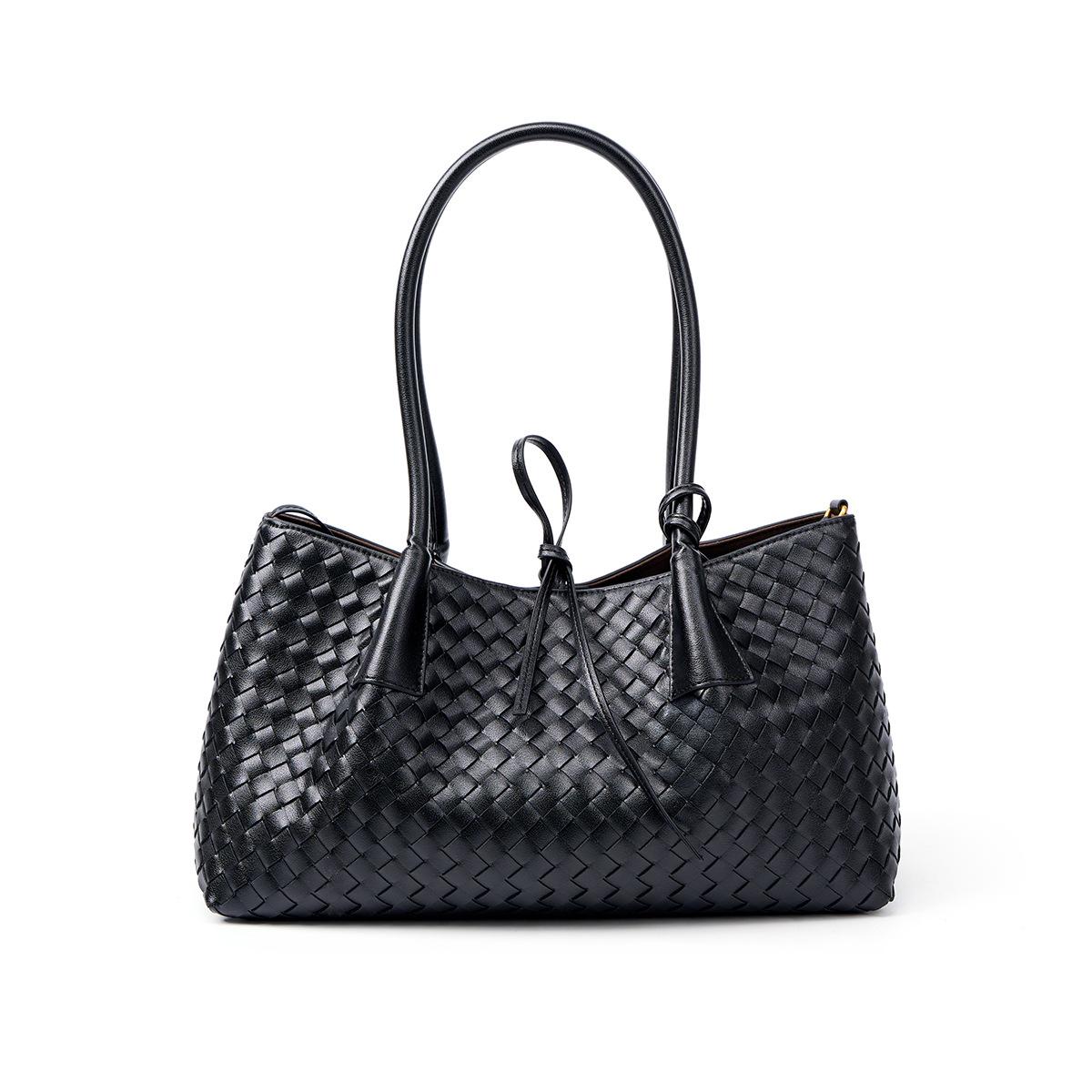 Cowhide handbag commuter shoulder tote bag