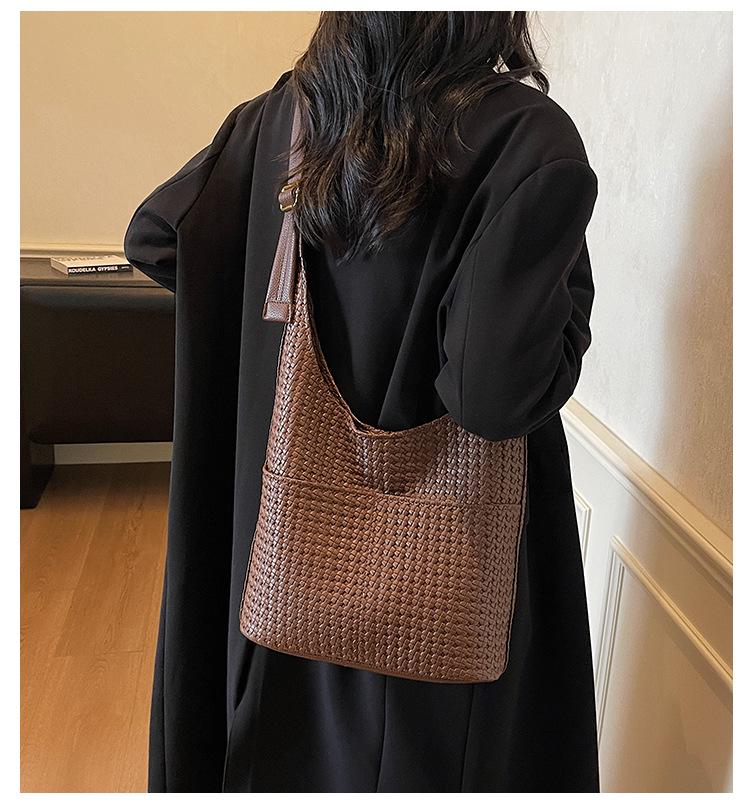 2025 Retro Jednokolorowa Torba na Ramię z Miękkiej Skóry o Dużej Pojemności