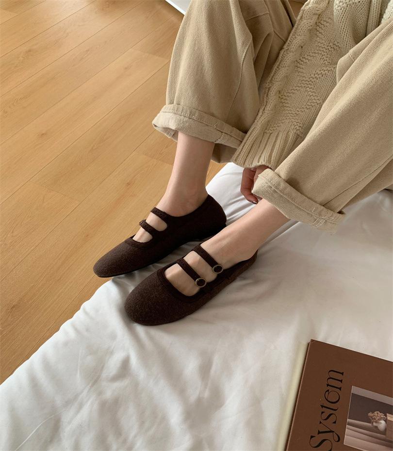 

Retro square head Mary Jane shoes 2025 new fashion flat bottom shallow mouth single shoes women s versatile casual ballet shoes 39 темно-коричневого