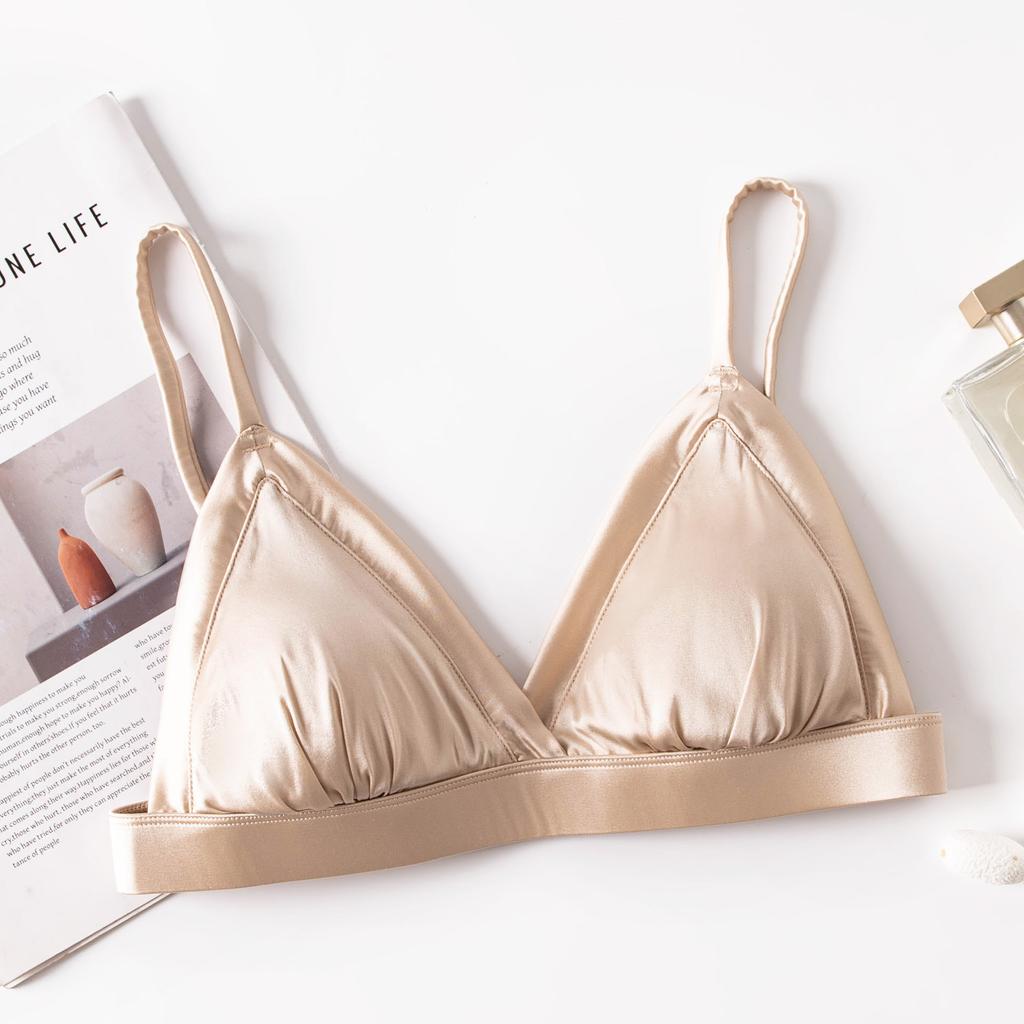 Triangle cup bra, skin-friendly and comfortable mulberry silk, no steel ring smooth surface