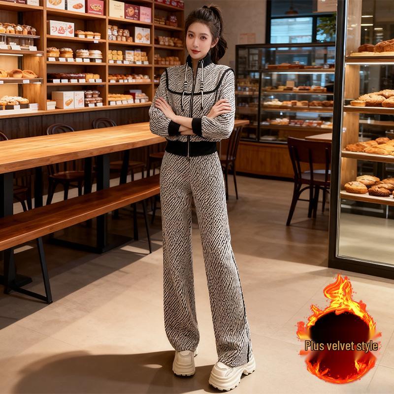 Women's European Style High-End Casual Sports Set: Spring Slimming Velvet Hoodie & Wide Leg Pants Two-Piece