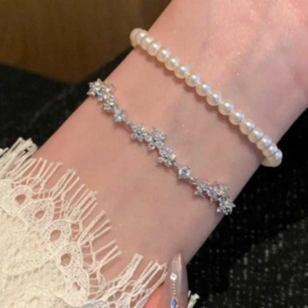 Elegant Pull Flower Bracelet Shiny Hand Chain Floral Adjustable Zircon Bracelet Hand Accessories