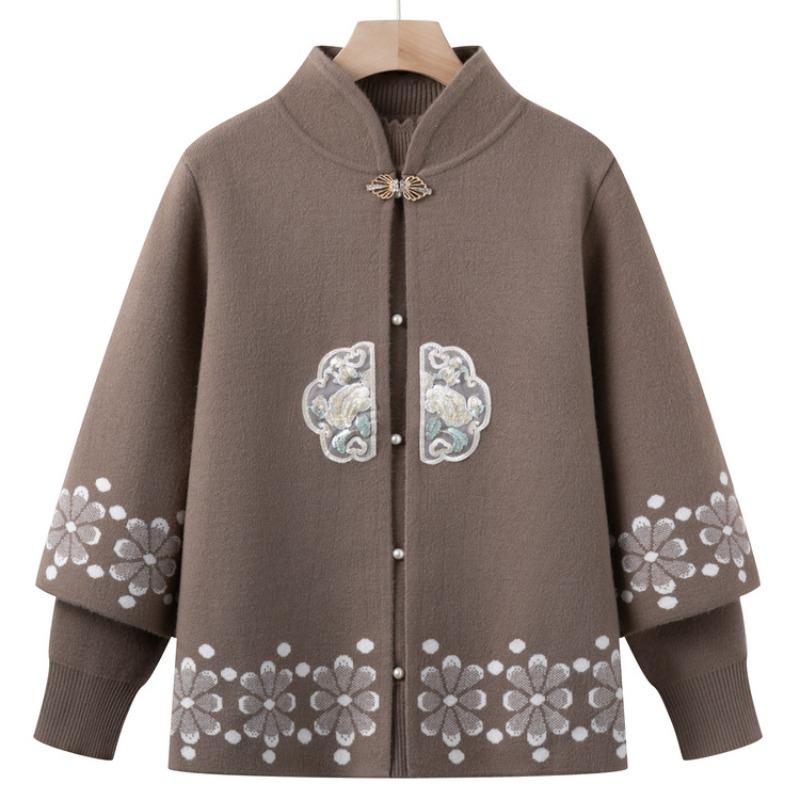 Sweater jacket medium old woman suit knitted two-piece set mother autumn clothes autumn and winter cardigan new