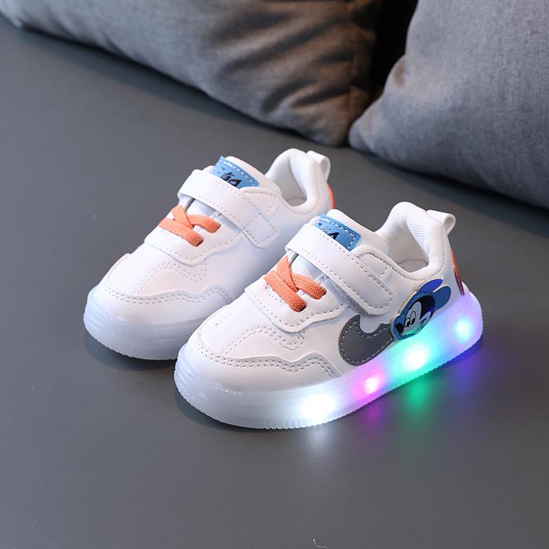 Kids' Korean Style Light-Up Skate Shoes - Unisex Cartoon Sneakers for Spring & Autumn