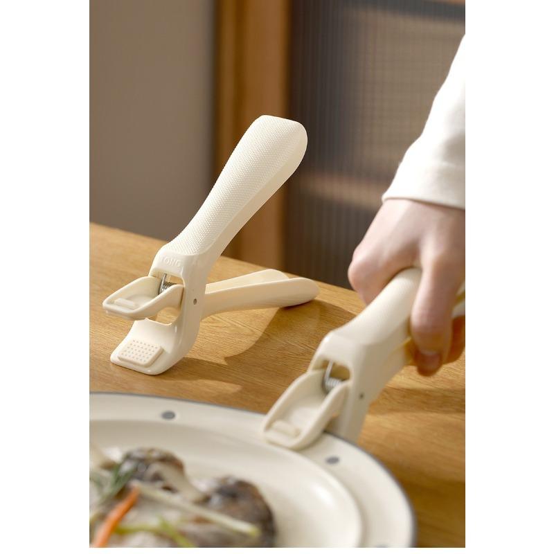 New Heat-Resistant Bowl Tongs - Non-Slip Silicone Pot Holders for Baking Pans & Steamer Lifting, Secure Grip Kitchen Claws