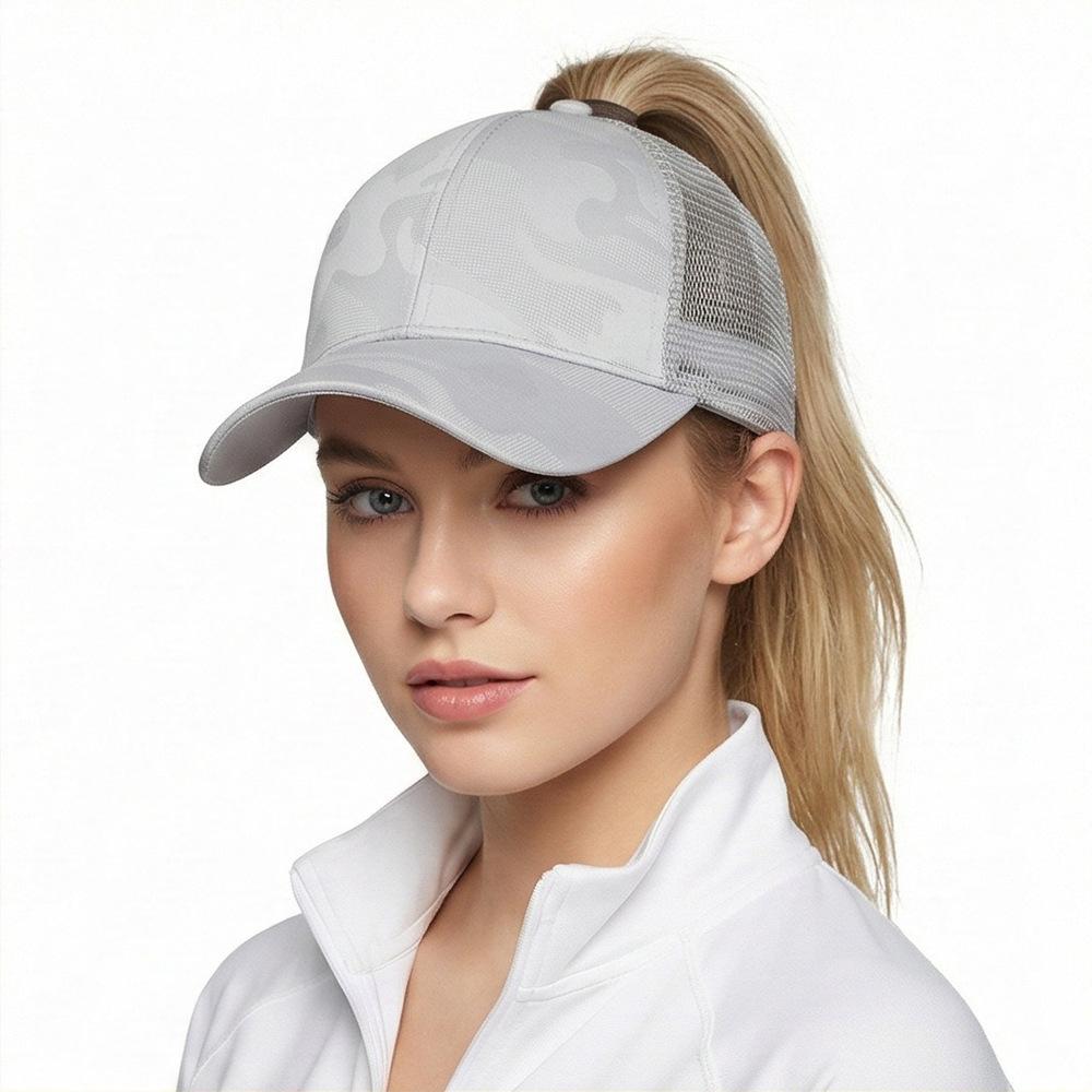 Summer camouflage baseball cap with loose ponytail ventilation mesh cap for outdoor sports, sun protection and shade.
