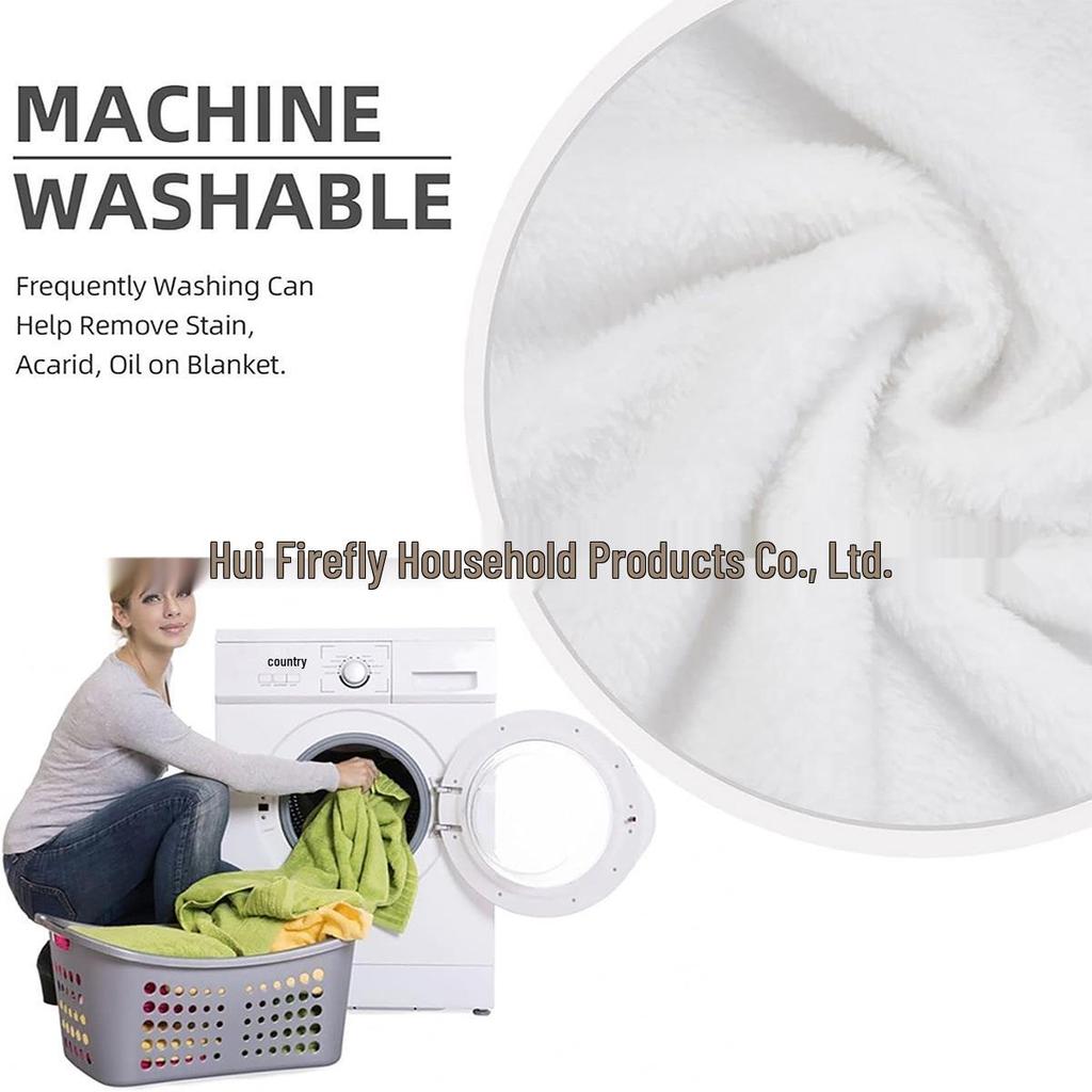 Santa Claus Snow Scene Thick Flannel Office & Nap Blanket