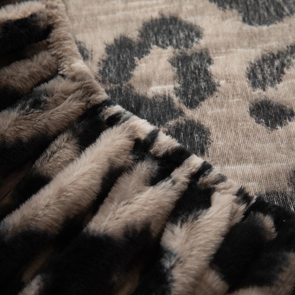 Double Bedspreads Warm Milk Velvet Fitted Sheet Long Velvet Mattress topper All-Around Elastic Band Bed Cover Bed Linen