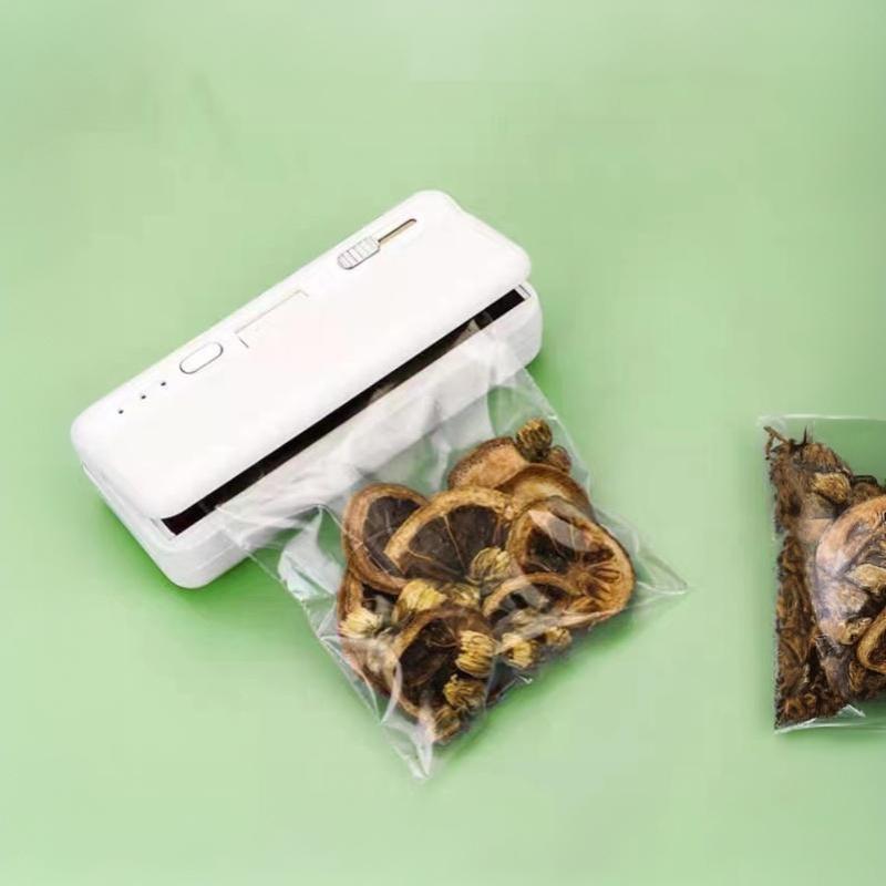 Mini Plastic Bag Sealer Heat Bag Sealing Machine Food Packaging Plastic Bags Sealer Clip Bag Handheld Rechargeable Heat Sealer
