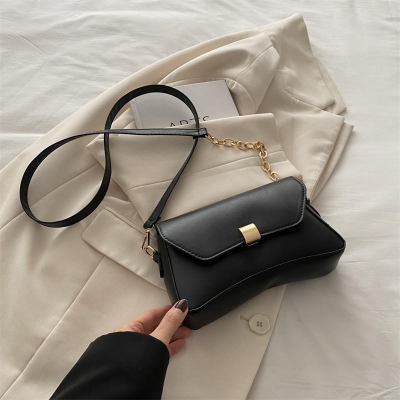 

Green Minimalist Medium Crossbody Bag With Stylish Car Stitching чёрный