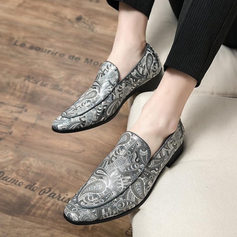 Fashion New British Style Fashion Trends Printed Leather Loafers Men Breathable Casual Shoes Men Slip-on Dating Driving Party Men Shoes