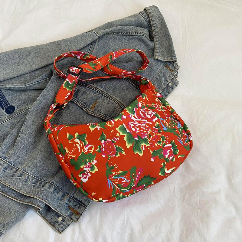 Large Capacity Nylon Vintage Shoulder Crossbody Bag For Women Street Fashion Trendy Tote Bag