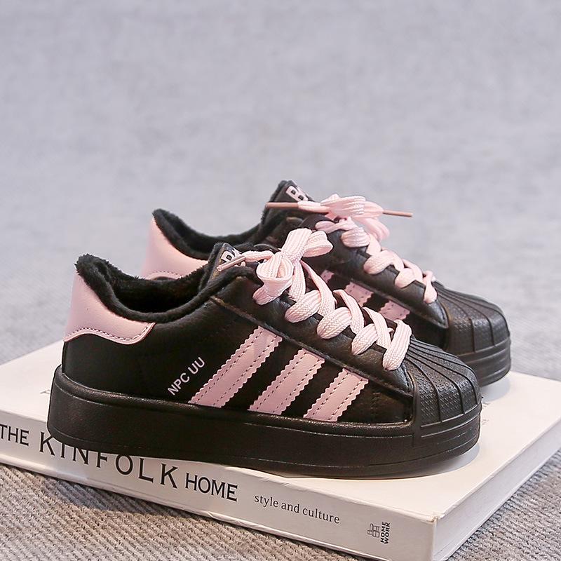 

Осінні дитячі кросівки з натуральної шкіри з миском-ракушкою: Легкі, Нековзні, Плюс Вельвет для Зими 28