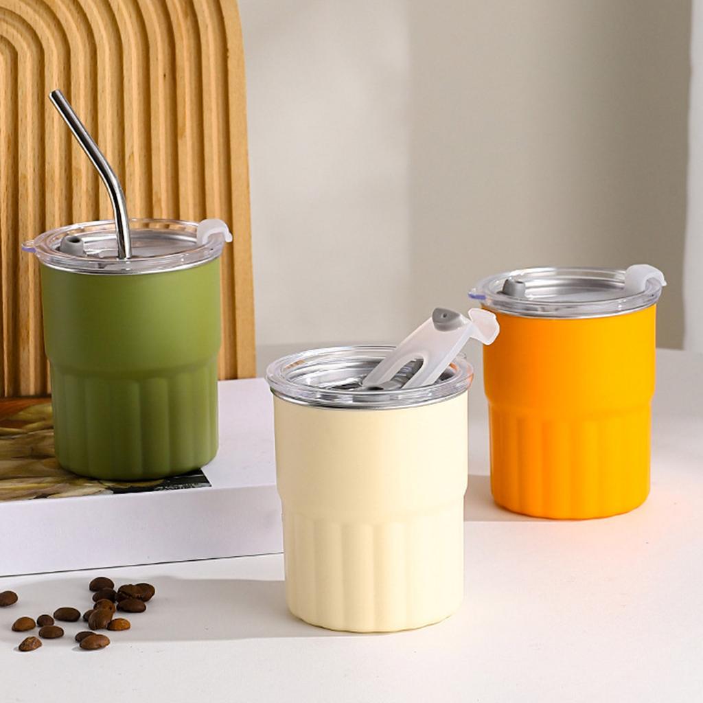 2 Stück Edelstahl Kaffeebecher Set Trinkgeschirr mit Strohhalm und Deckel Stapelbare doppelwandige Tasse für Camping und Outdoor