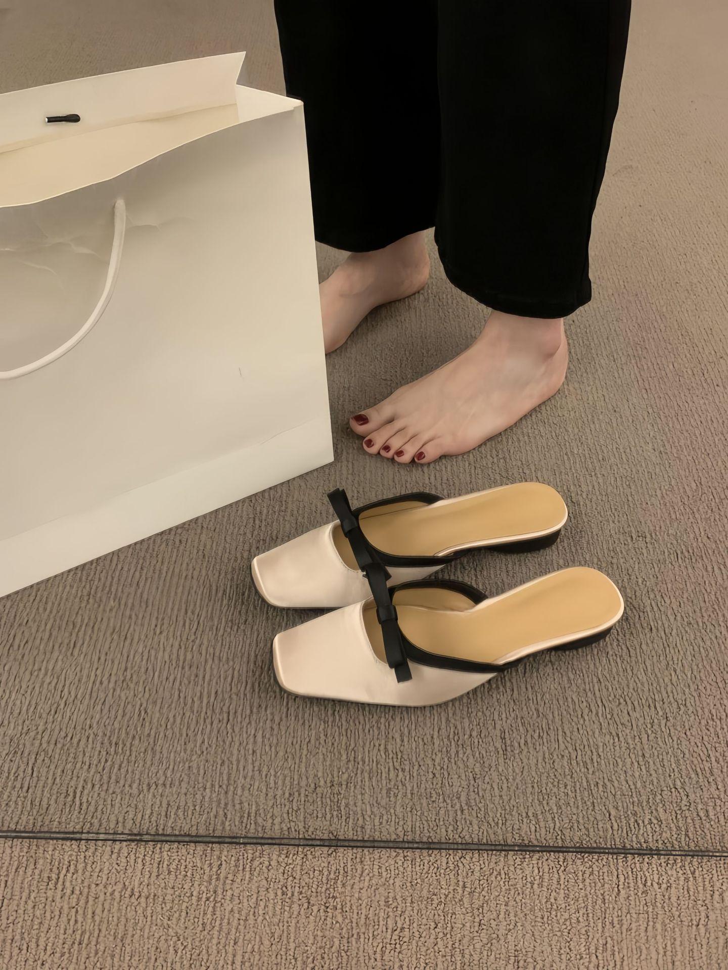 

Французский темперамент, стиль феи, бант, сумка на голову, полутапочки, женская летняя одежда, одна педаль, ленивые, плоские сандалии Мюллера 40