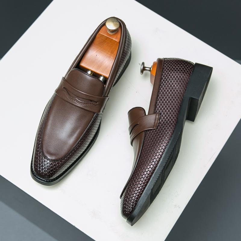 

Модные новые мужские туфли, повседневные лоферы, без застежек, большие размеры 45 46, модные туфли для вождения, классические лоферы, оригинальные офисные деловые туфли 38 коричневый